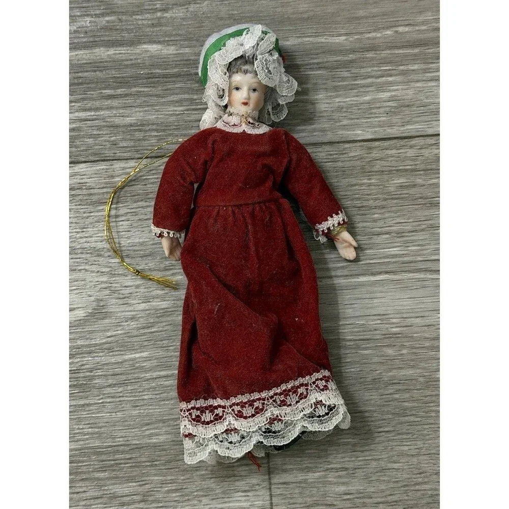 VTG Victorian Style Porcelain Woman Doll Red Velvet Dress/Holly Bonnet Ornament